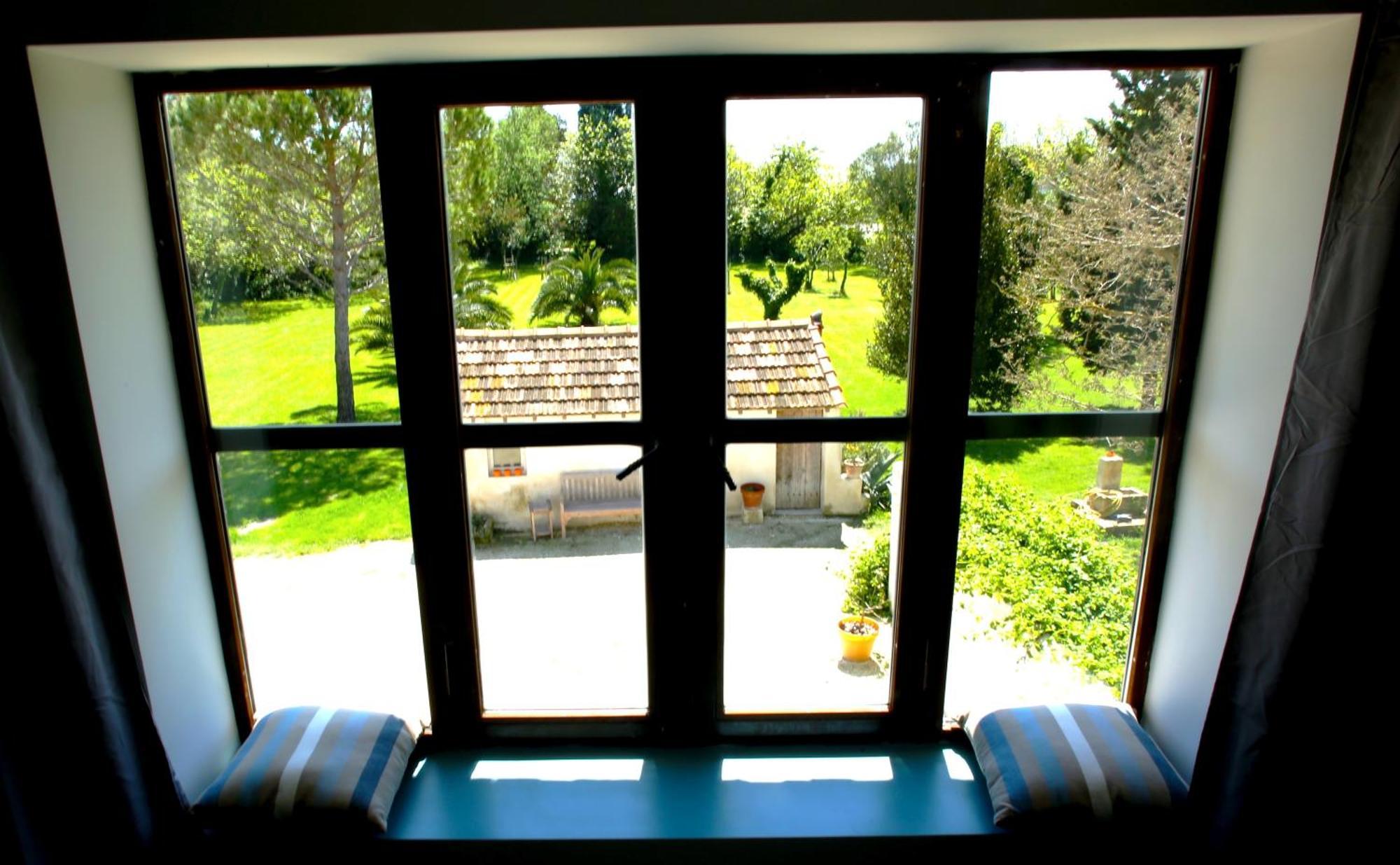 Mas De Bouvet En Camargue Bed and Breakfast Albaron Rum bild