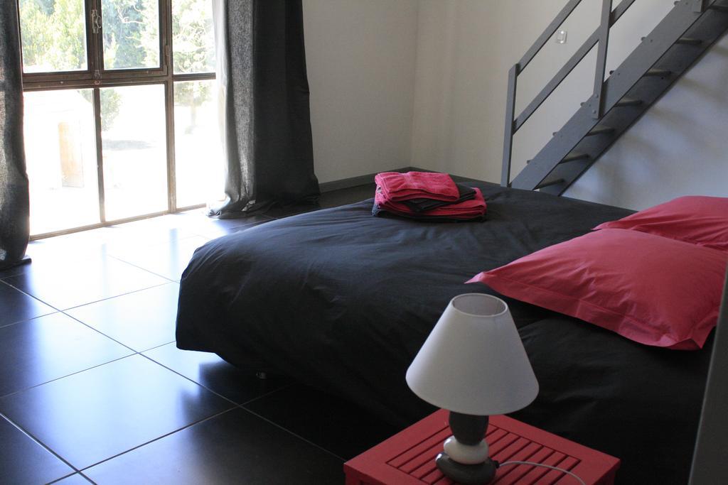 Mas De Bouvet En Camargue Bed and Breakfast Albaron Rum bild