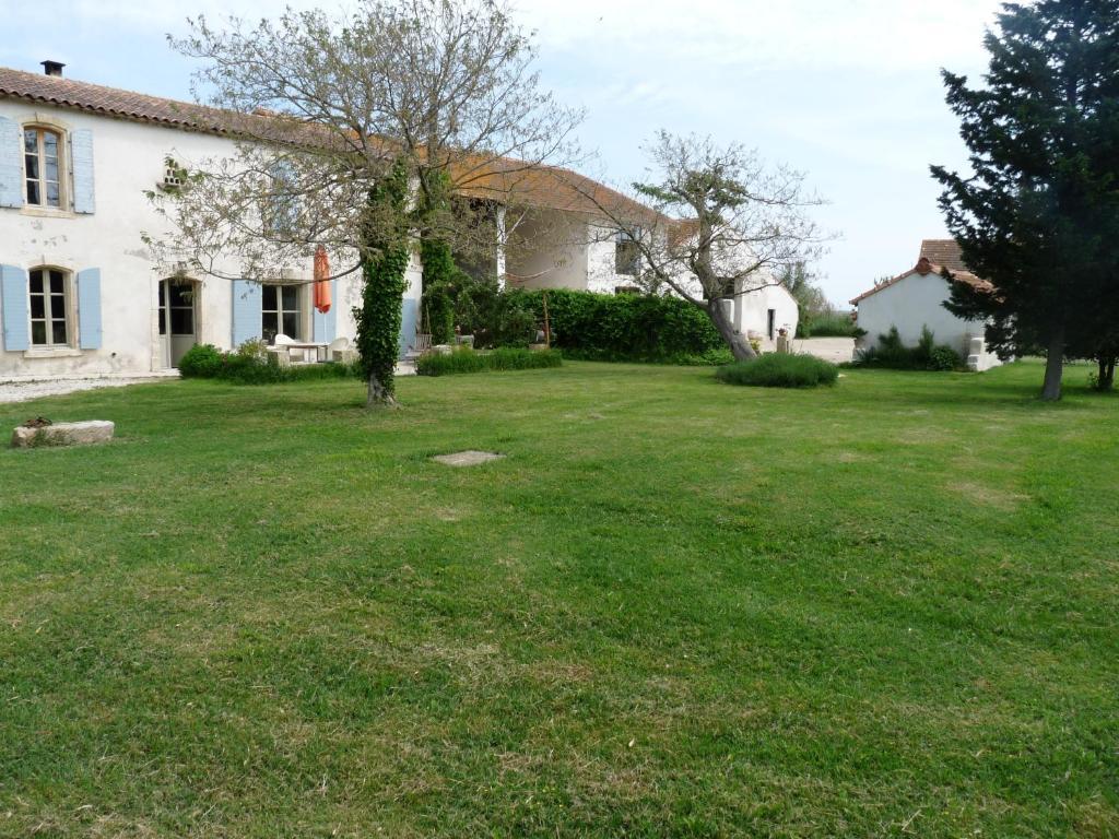Mas De Bouvet En Camargue Bed and Breakfast Albaron Exteriör bild